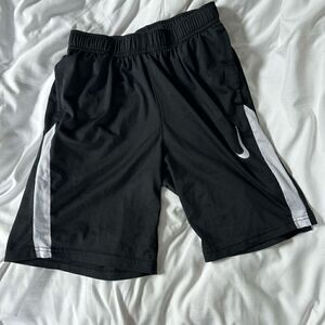 Nike boys dri fit sports shorts size L